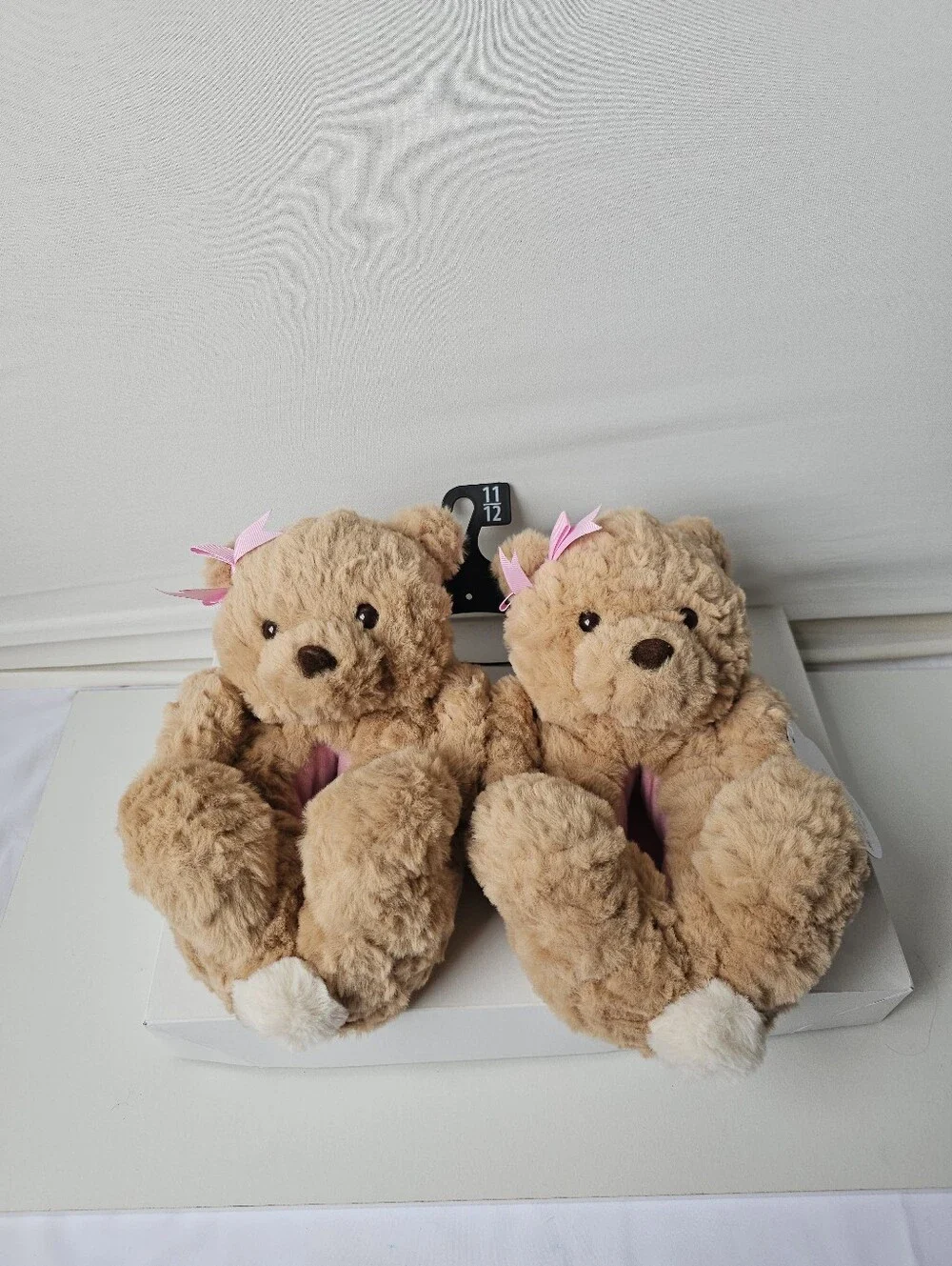 Girls' Teddy Bear Slippers with Pink Bow – New with Tags (NWT)